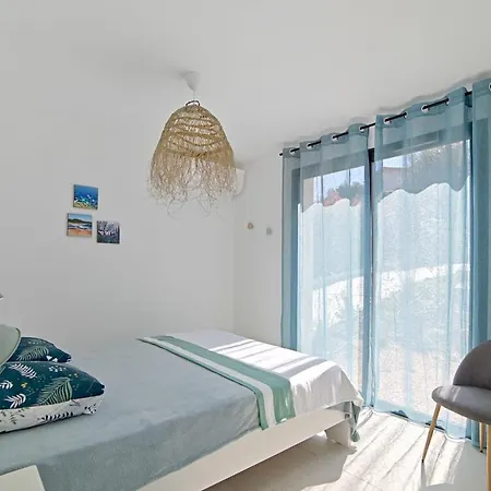 Amazing With Swimming Pool Near The Sea And Pinarellu - Welkeys Villa Zonza