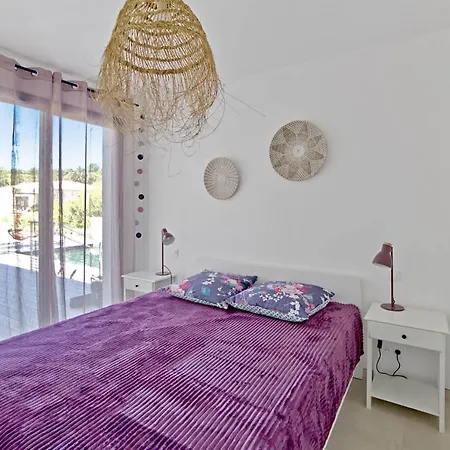 Amazing With Swimming Pool Near The Sea And Pinarellu - Welkeys Zonza